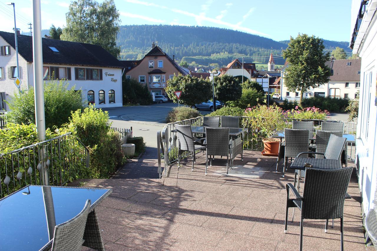 Hotel Heuberger Hof, Wehingen ภายนอก รูปภาพ
