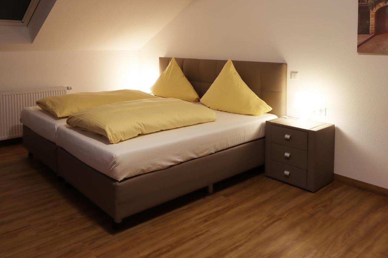 Hotel Heuberger Hof, Wehingen ภายนอก รูปภาพ